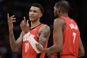 500.com-三分11中6轰31+9！巅峰汤普森诞生，恭喜火箭，低价续约赚麻了|史密斯|爵士|克雷·汤普森|乔丹-克拉克森|休斯敦火箭队_新浪体育_新浪新闻