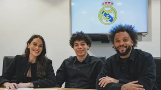 500.com-官方：切尔西签下后防新星！罗马诺：巴萨本周续约费尔明！